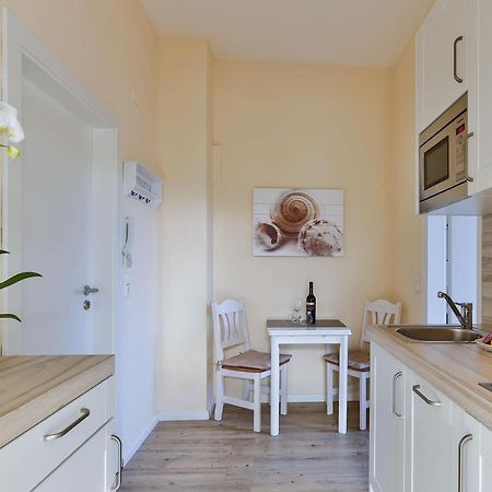 Appartement-5-Mit-Suedbalkon-In-Strandnaher-Lage-Baederstil-Villa-In-Wenningstedt-Sylt Zewnętrze zdjęcie